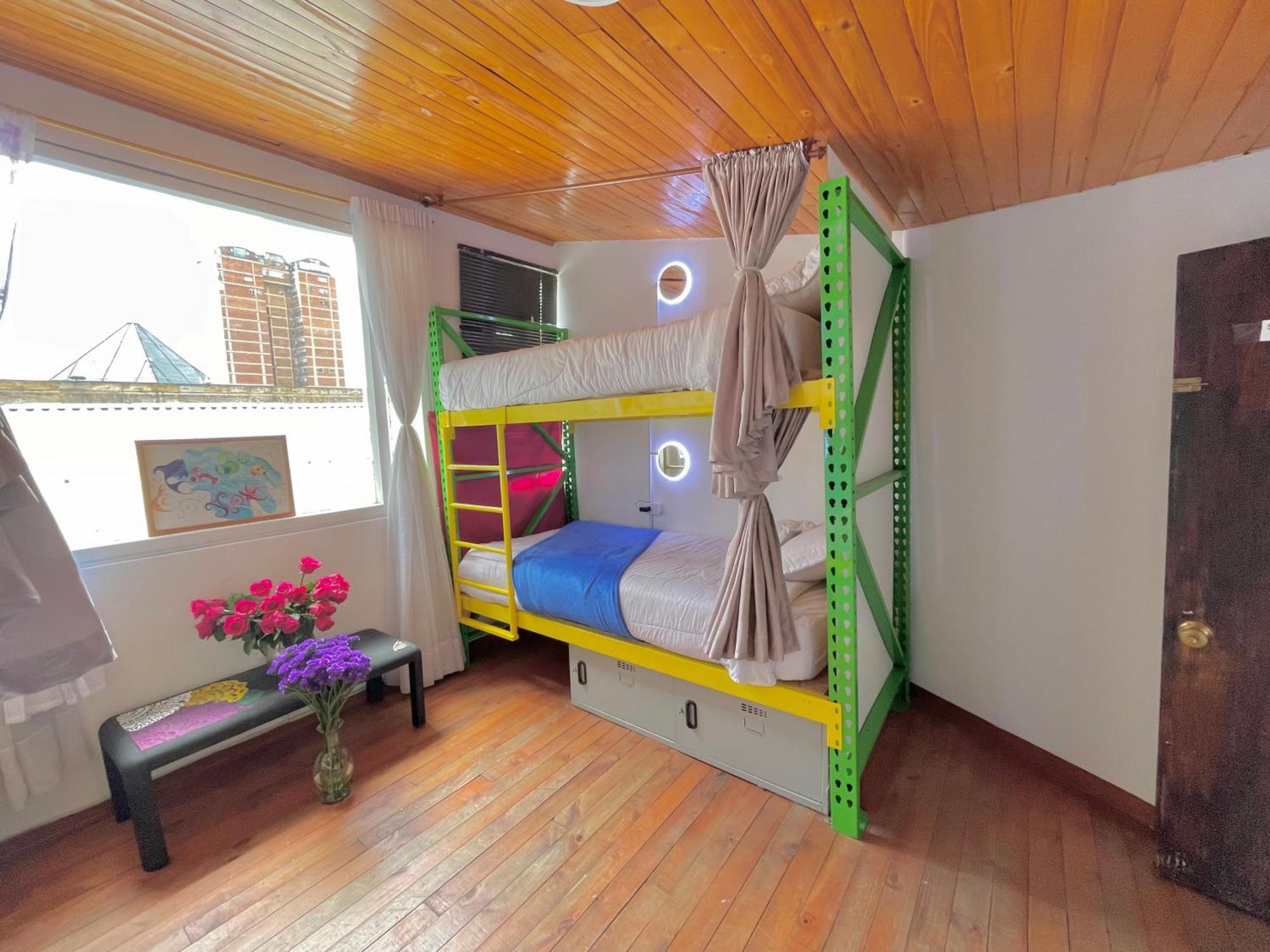 Prisma Hostel Bogota Exterior photo